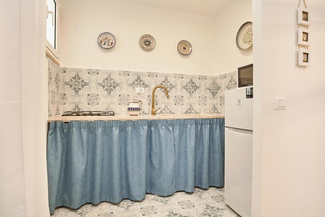 Be Sicily - In The Center 80 Mt From The Beach - In Centro Sul Mare - 70 Mq Trapani Eksteriør bilde
